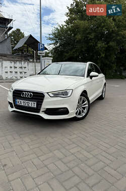 Седан Audi A3 2015 в 