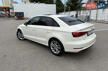 Седан Audi A3 2015 в 