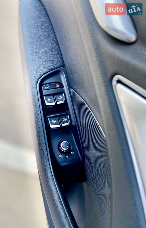 Седан Audi A3 2015 в Рівному
