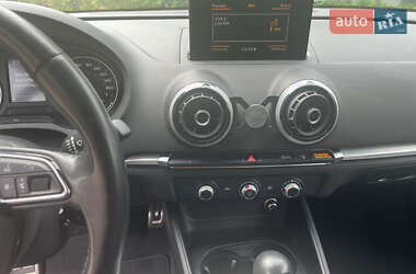 Седан Audi A3 2014 в 