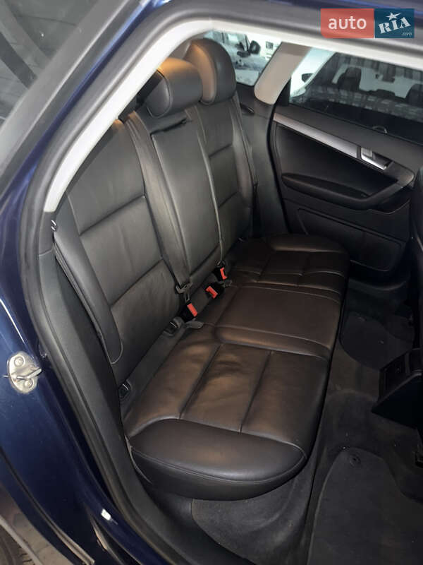 Хетчбек Audi A3 2012 в Дніпрі