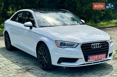 Седан Audi A3 2015 в Луцьку