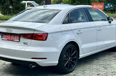 Седан Audi A3 2015 в Луцке