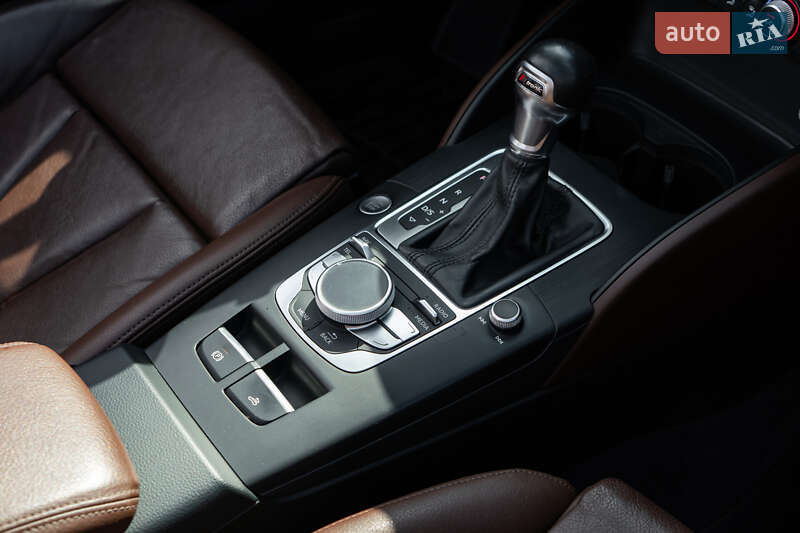 Кабріолет Audi A3 2015 в Києві