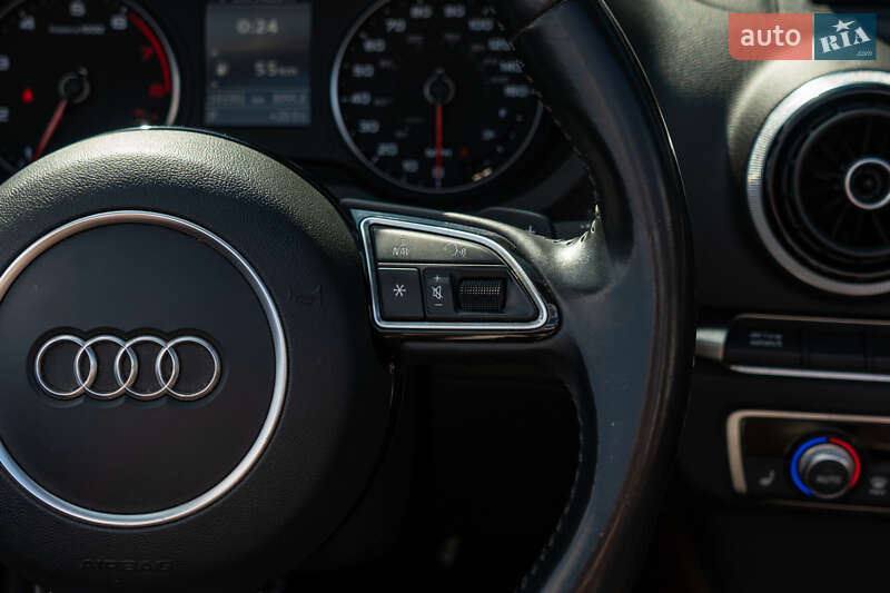 Кабріолет Audi A3 2015 в Києві