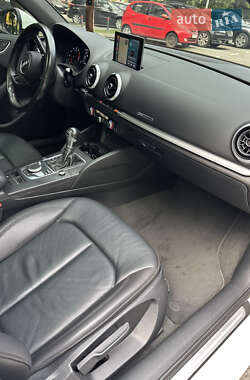 Седан Audi A3 2016 в 