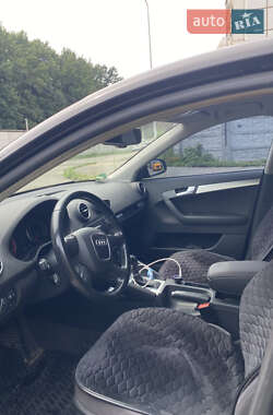 Хэтчбек Audi A3 2006 в 