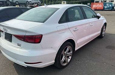 Седан Audi A3 2018 в Львове