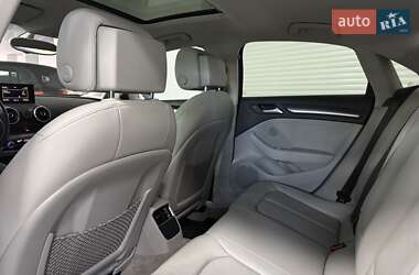 Седан Audi A3 2015 в 
