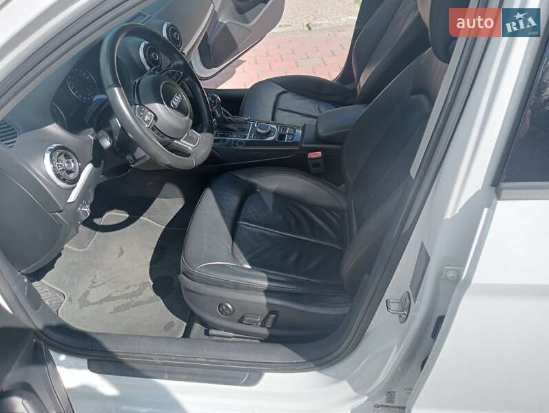 Седан Audi A3 2015 в Шепетовке