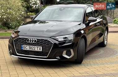 Седан Audi A3 2023 в 
