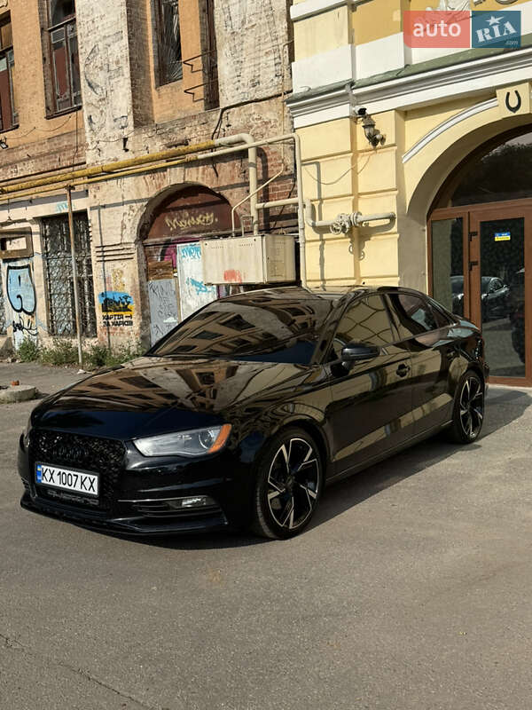 Седан Audi A3 2015 в Харькове