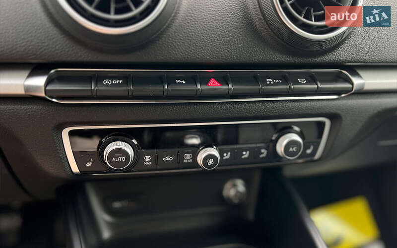 Хэтчбек Audi A3 2019 в Львове