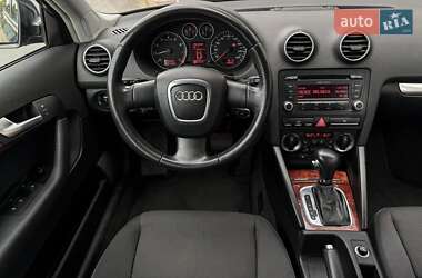 Хэтчбек Audi A3 2008 в 