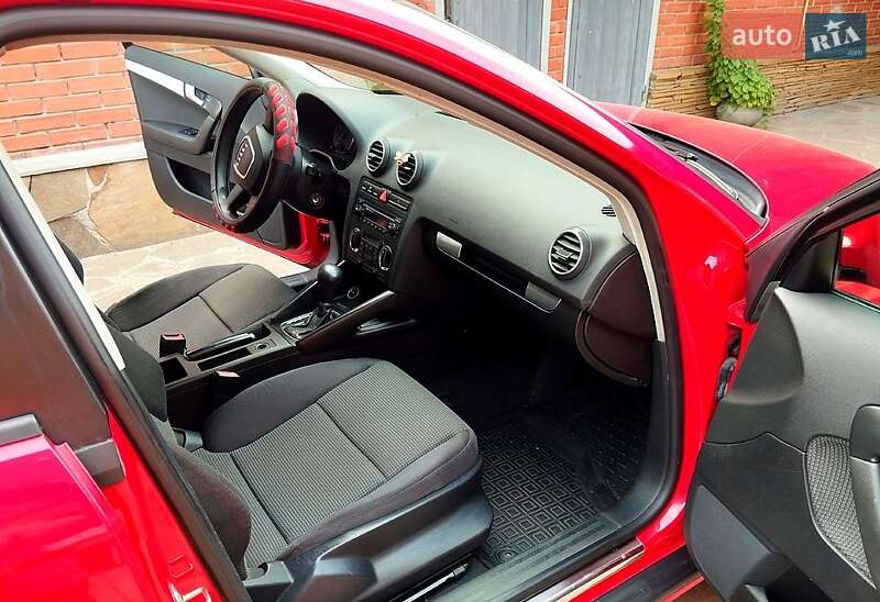 Хетчбек Audi A3 2005 в Чугуєві