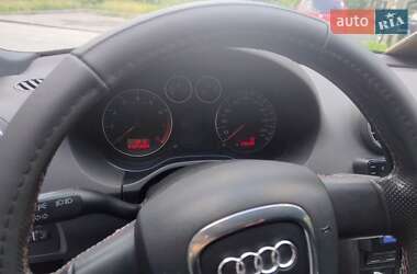 Хэтчбек Audi A3 2007 в 