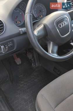 Хэтчбек Audi A3 2012 в 