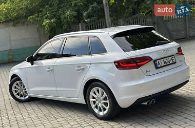 Хэтчбек Audi A3 2016 в 
