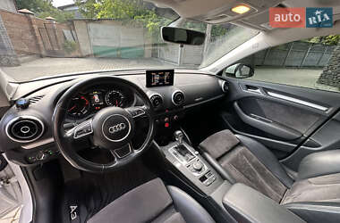 Хэтчбек Audi A3 2016 в 