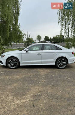 Седан Audi A3 2018 в 