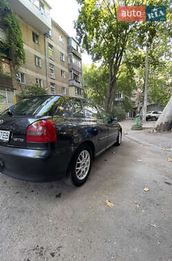 Хэтчбек Audi A3 1999 в 