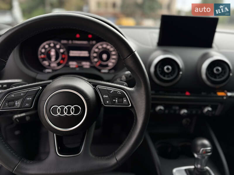 Седан Audi A3 2020 в Харькове
