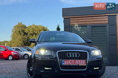 Хэтчбек Audi A3 2006 в 