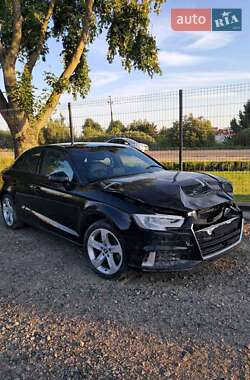 Седан Audi A3 2018 в Львові