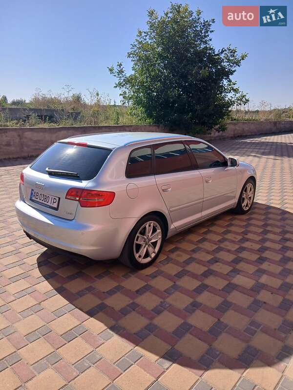 Хэтчбек Audi A3 2012 в Гайсине