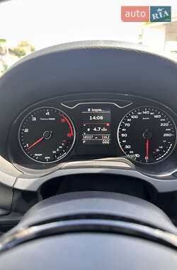 Хэтчбек Audi A3 2015 в 