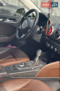 Седан Audi A3 2015 в 