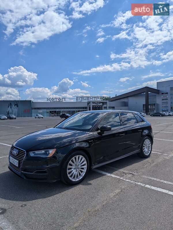 Хэтчбек Audi A3 2016 в Киеве фото 7 Хэтчбек Audi A3 2016 в Киеве