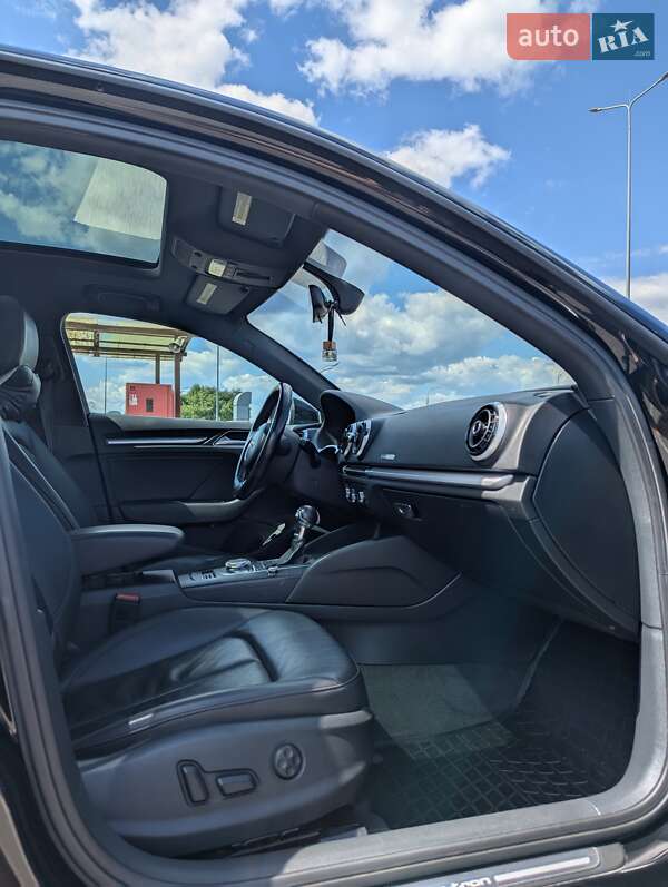 Хэтчбек Audi A3 2016 в Киеве фото 12 Хэтчбек Audi A3 2016 в Киеве