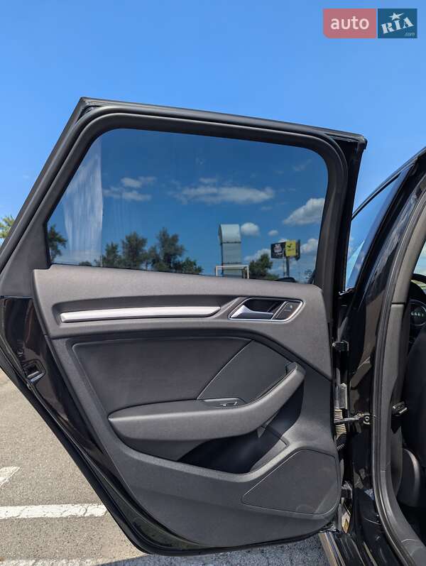 Хэтчбек Audi A3 2016 в Киеве фото 17 Хэтчбек Audi A3 2016 в Киеве