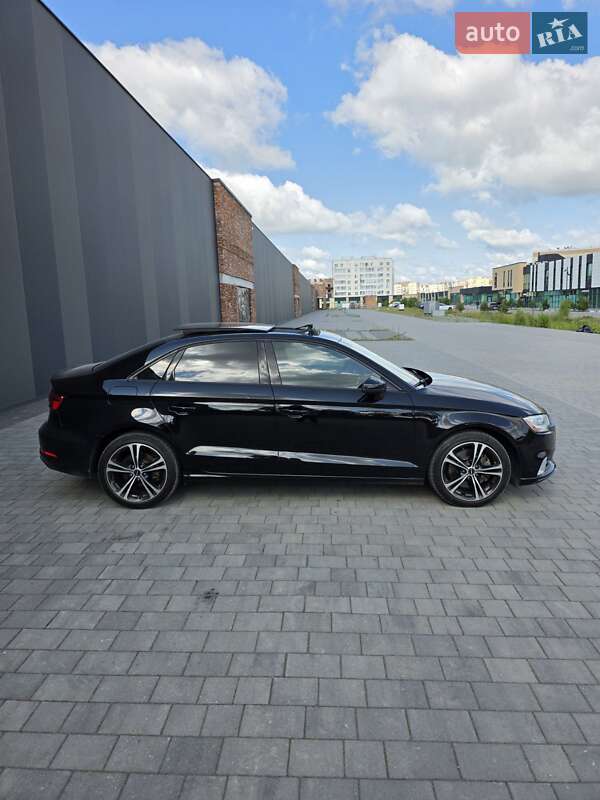 Седан Audi A3 2017 в Ковеле
