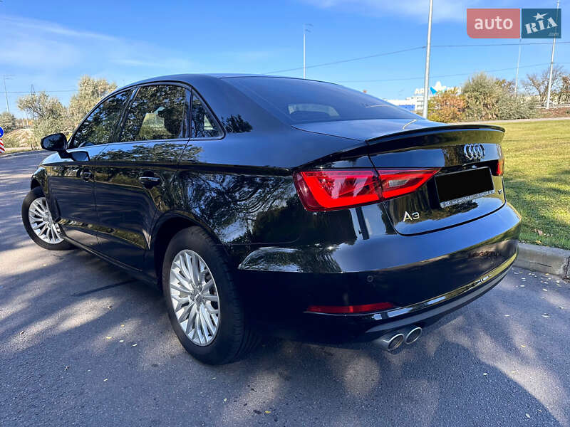 Седан Audi A3 2016 в Киеве фото 10 Седан Audi A3 2016 в Киеве