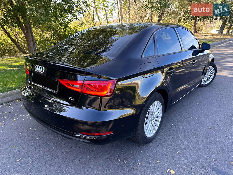 Седан Audi A3 2016 в Киеве фото 14 Седан Audi A3 2016 в Киеве