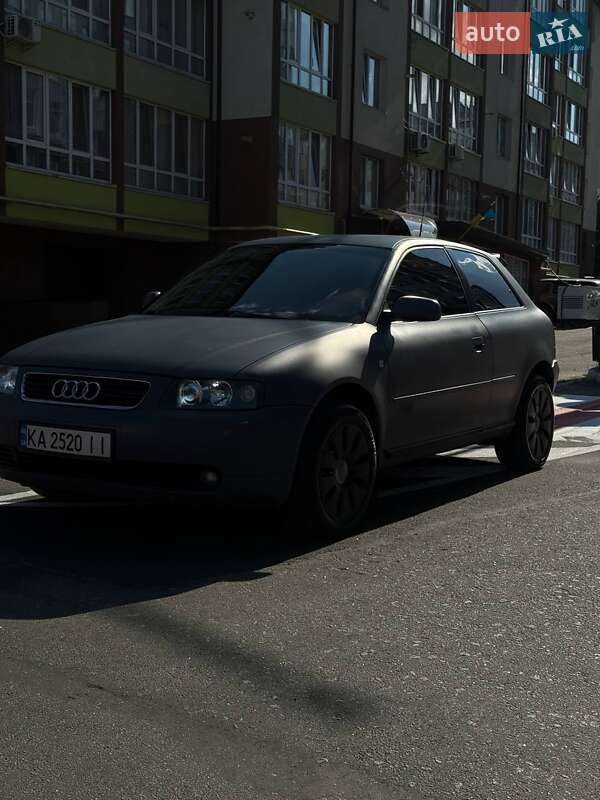 Хэтчбек Audi A3 1998 в Киеве