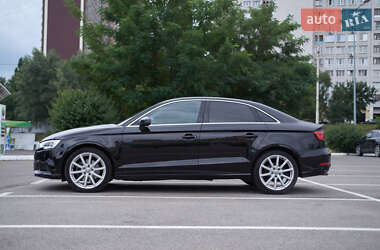 Седан Audi A3 2015 в 