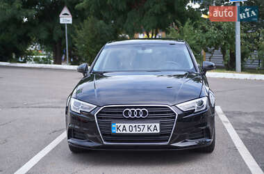 Седан Audi A3 2015 в 