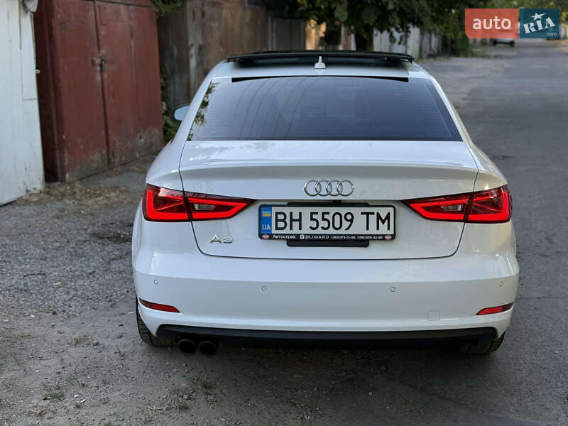 Седан Audi A3 2014 в Одессе
