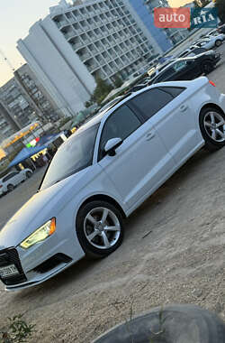 Седан Audi A3 2014 в 
