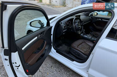 Седан Audi A3 2014 в 