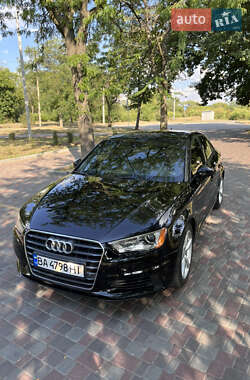 Седан Audi A3 2016 в 