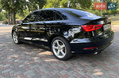 Седан Audi A3 2016 в 