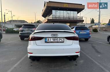 Седан Audi A3 2015 в 