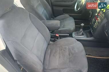 Хэтчбек Audi A3 2003 в 