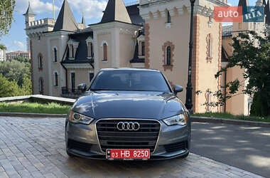 Седан Audi A3 2015 в Киеве