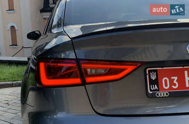 Седан Audi A3 2015 в 