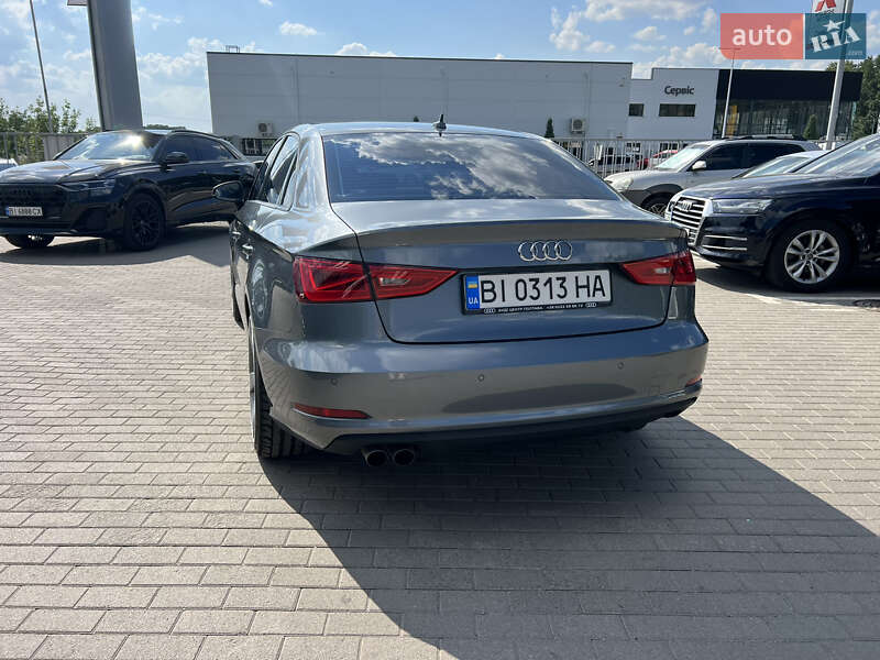 Седан Audi A3 2016 в Полтаві